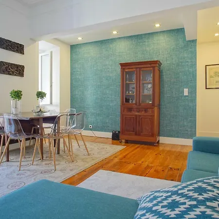 Apartament Center *